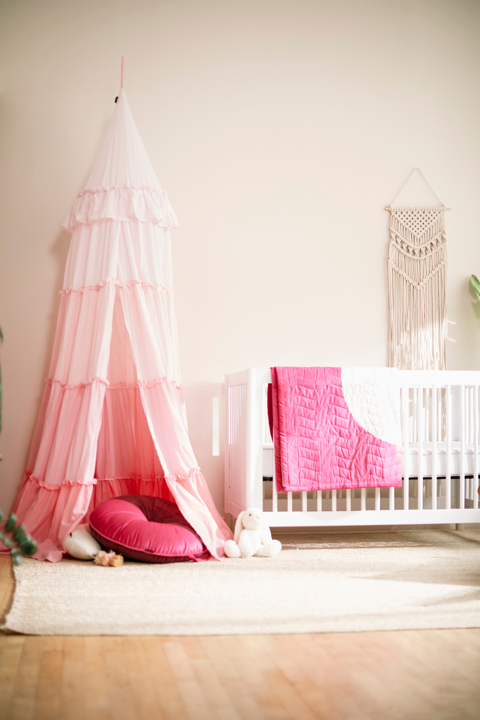 THE OUTLET: Ombré Play Canopy - Blush